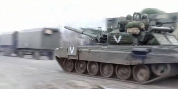 Военные РФ обстреливают захваченные украинские села и обвиняет в этом ВСУ