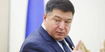 Александр Тупицкий сбежал из Украины