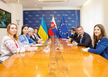 Президент Словакии заявила о поддержке передачи оружия