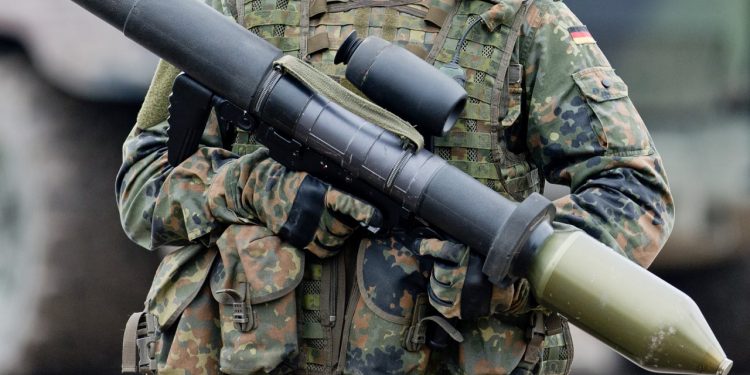 Германия поставит Украине вооружение на 300 миллионов евро