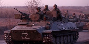 Россия перебрасывает часть войск на другие направления