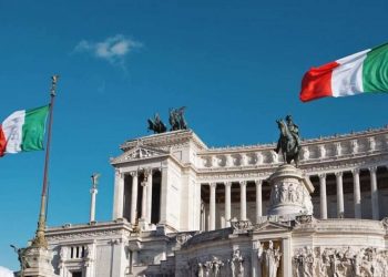 Италия предоставит украинцам вид на жительство