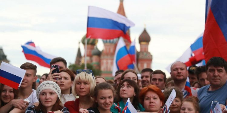 71% россиян поддерживают войну с Украиной