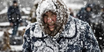 Арктические ветры в Украине “превратят российские автомобили в морозильники”