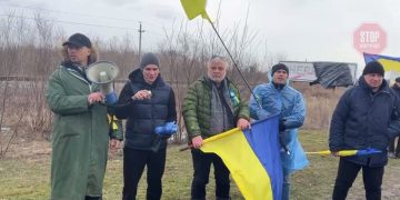 Мэр Энергодара Дмитрий Орлов сообщает, что российские войска обстреляли блокпост