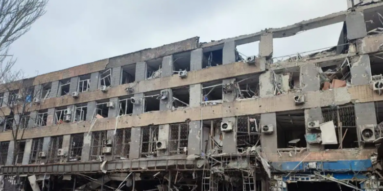 За 24 часа город бомбардировали 22 раза