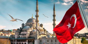 Представитель Турции обвинил Россию в военных преступлениях