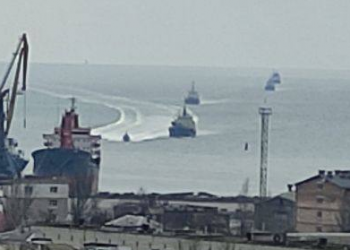Российские корабли заходят в Бердянск.