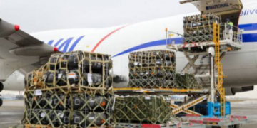 США и НАТО отправляют в Украину несколько зенитно-ракетных комплексов.