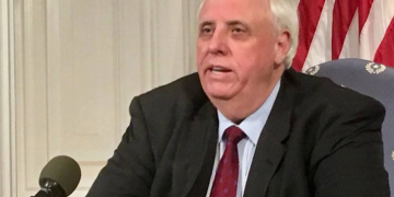 Национальная гвардия штата направит Украине бронетранспортеры