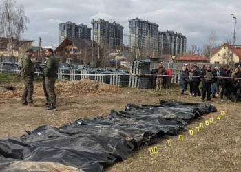 В Буче обнаружены братские могилы!