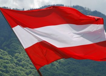 Австрия будет платить за газ в рублях