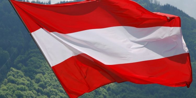 Австрия будет платить за газ в рублях