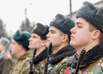 В Приднестровье объявили военные сборы