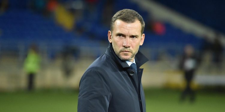 Шевченко готов приютить две семьи