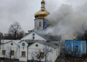 Спасатели потушили пожар в церкви