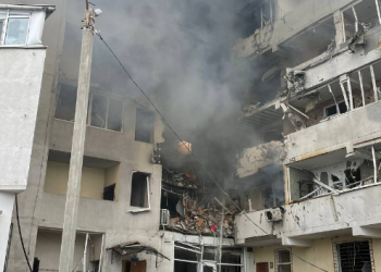 Место ракетного удара в Одессе