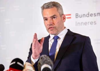 Австрия не будет платить за газ в рублях