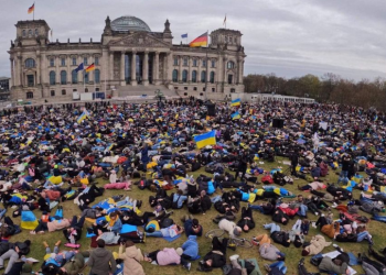 Акция памяти жертв в Буче