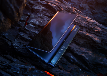 Флагманская новинка от Huawei! Уникальный складной смартфон-планшет