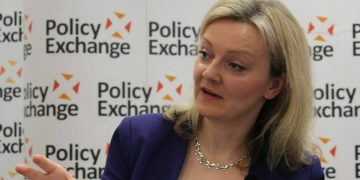 Глава МИД Британии  шокирована зверствами русских в Буче