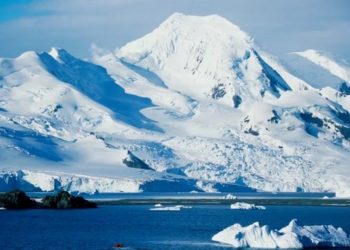 Магма пролилась в кору Земли!