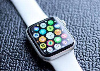 Apple анонсировали новую серию Smart Watch