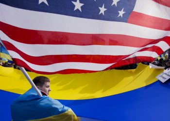 Финансовая и гуманитарная помощь Украине