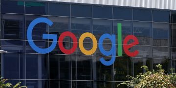 Google начал терять доходы