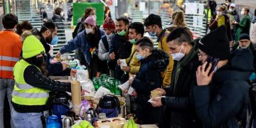 Германия приняла почти 300 тысяч беженцев из Украины