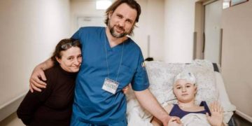 Извлекли обломок российского снаряда из головы девочки