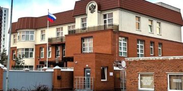 Литва закрывает российское консульство