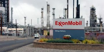ExxonMobil заморозили свой проект в РФ
