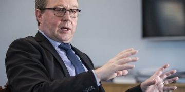 Нефть сейчас превращается в кровь