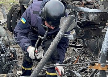 Тяжелая работа пиротехников