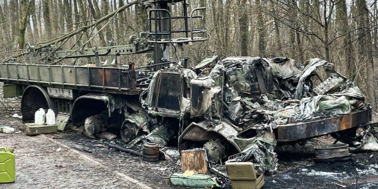 Разбитая российская техника в Киевской области.