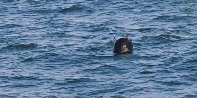 Дрейфующая мина обнаружена в Черном море