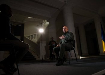 Мы просим и требуем оружия