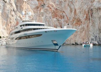 Спрятанные на Мальдивах яхты