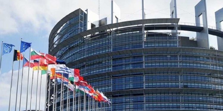 Исключение из международных организаций