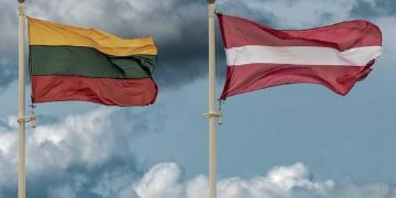 Посольства Литвы и Латвии возобновили работу