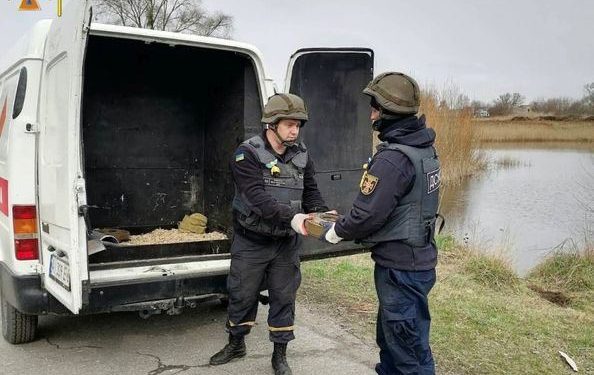 Продолжается разминирование области