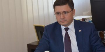 Почему уехал мер Мариуполя