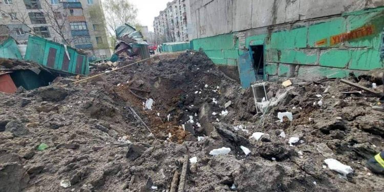 Обстрел Лисичанска из тяжелого вооружения