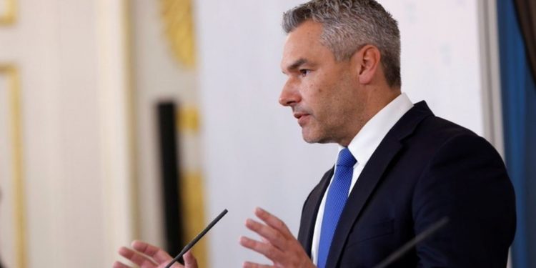 Нехаммер прокомментировал свои переговоры