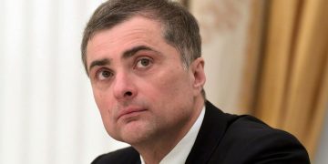 В России арестован Владислав Сурков