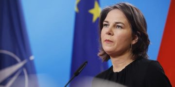 ЕС увеличит поставки оружия