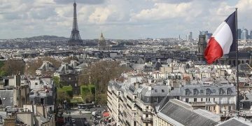 МИД Франции выгоняет дипломатов