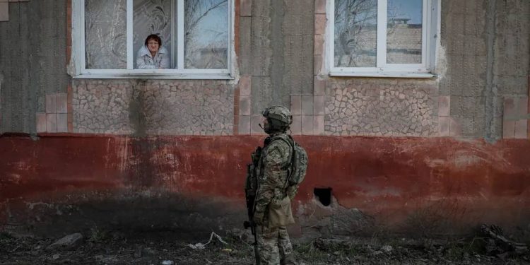 Всех мужчин пускают на пушечное мясо