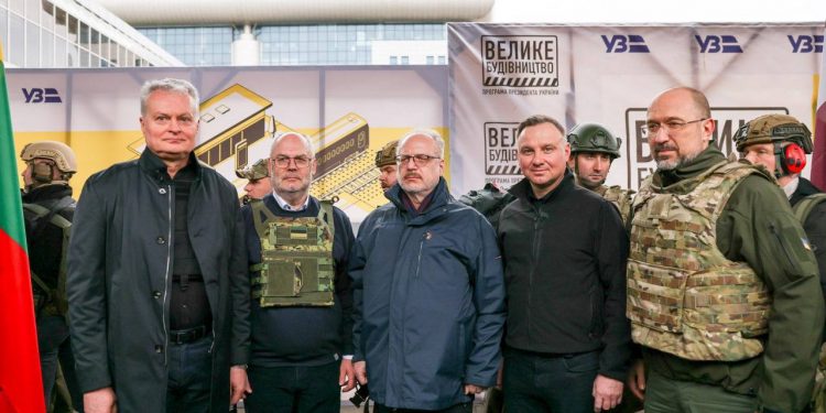 Президенты Прибалтики уже в Киеве